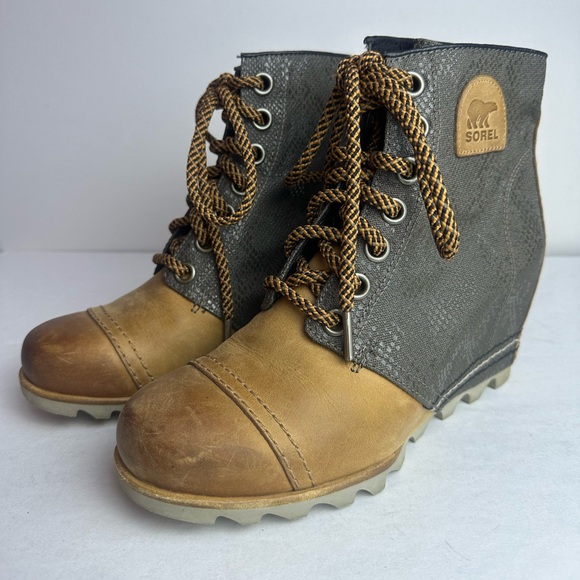 ♦️ Sorel 1964 Premium Canvas Waterproof Wedge Bootie Size 8.5 - Picture 1 of 8